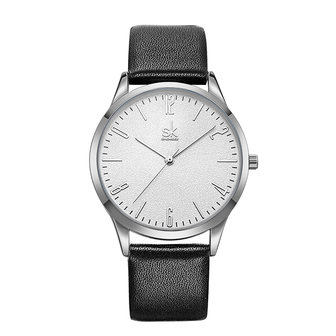 SHENGKE SK K9003 paar lederen Simple Dial elegante ultradunne behuizing mannen vrouwen quartz horloge