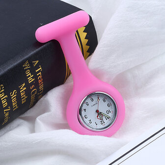 Kleurrijke schattige verpleegster horloges milieu siliconen vouwsluiting waterdicht quartz horloge