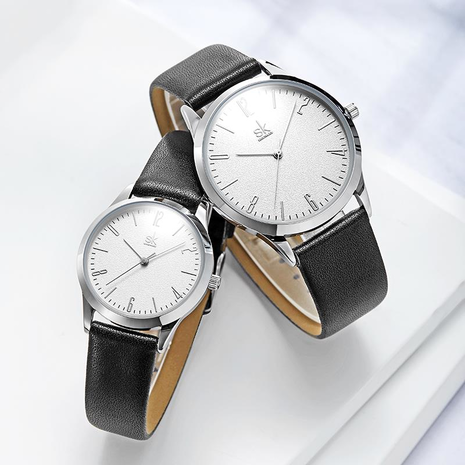 SHENGKE SK K9003 paar lederen Simple Dial elegante ultradunne behuizing mannen vrouwen quartz horloge